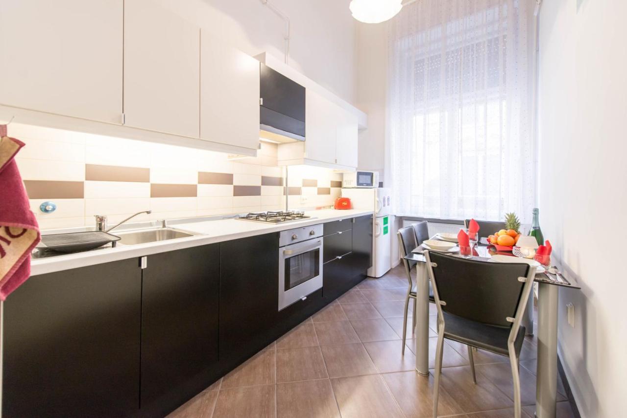 City Center Apartment Βουδαπέστη Εξωτερικό φωτογραφία